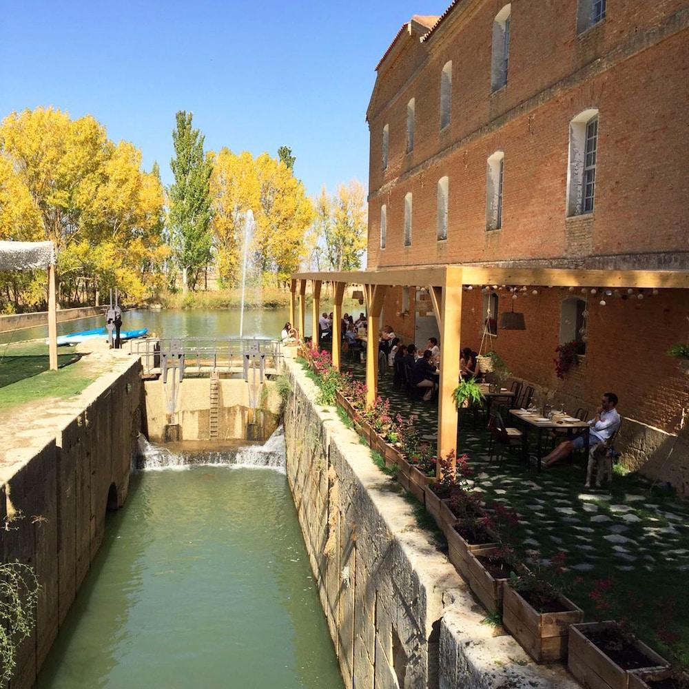 La Fabrica Del Canal (Adults Only) Abarca Экстерьер фото
