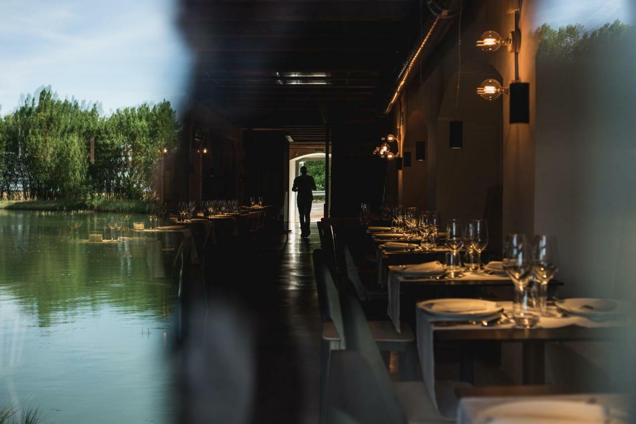 La Fabrica Del Canal (Adults Only) Abarca Экстерьер фото